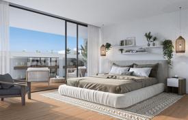 Апартаменты с балконом в жилом комплексе с бассейном и фитнес-центром, Фару, Португалия за 440 000 €