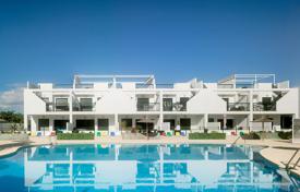 Четырехкомнатные апартаменты с собственным садом в 300 метрах от пляжа, Торре де ла Орадада, Испания за 319 000 €