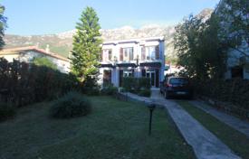 Двухэтажный дом всего в 30 метрах от моря, Рисан, Котор, Черногория за 800 000 €