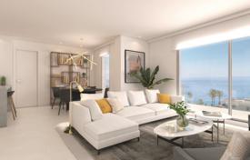 Стильные апартаменты с террасой и видом на море в престижной резиденции, недалеко от пляжа, Бенальмадена, Коста-дель-Соль, Испания за 414 000 €