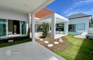 4-комнатная вилла 288 м² в Таланге за $550 000