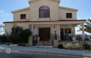 7-комнатный коттедж 400 м² в Героскипу за 1 200 000 €