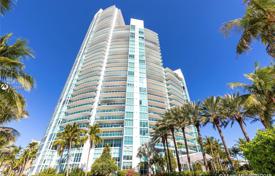 Элитные апартаменты с видом на океан в резиденции на первой линии от пляжа, Майами-Бич, Флорида, США за $1 645 000