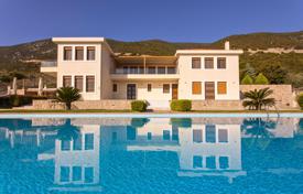 Меблированная вилла с бассейном, гостевыми апартаментами и панорамным видом в 400 метрах от моря, Древний Эпидавр, Греция за 1 450 000 €