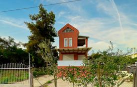 Трёхуровневый меблированный дом, Лутраки, Пелопоннес, Греция за 280 000 €