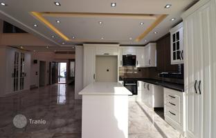 6-комнатная вилла 220 м² в Мерсине (город) за 33 484 000 TRY