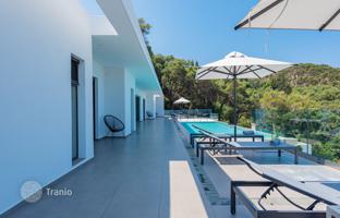 4-комнатная вилла на Корфу (Керкире) за 2 080 000 €