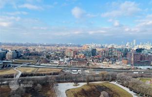 5-комнатная квартира на бульваре Форт-Йорк за C$789 000