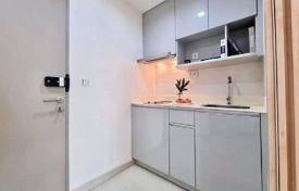Квартира в Пхра Кханонге, Бангкок, Таиланд за $198 000