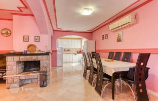 6-комнатный коттедж 200 м² в Столиве за 950 000 €