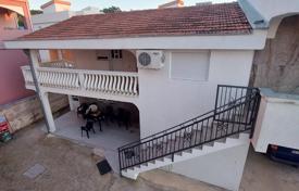 Двухэтажный оборудованный дом в Добра-Воде, Бар, Черногория за 170 000 €