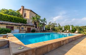 Двухэтажная вилла с садом, бассейном и парковкой в престижном жилом районе, Черца, Сицилия, Италия за 1 000 000 €