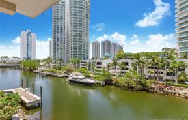 Белоснежная меблированная квартира с видом на океан в Санни-Айлс-Бич, Флорида, США за 1 095 000 €