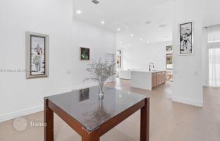 4-комнатный дом 301 м² в Пемброк-Пайнс за $945 000