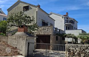 3-комнатный дом 200 м² в Супетаре за 470 000 €